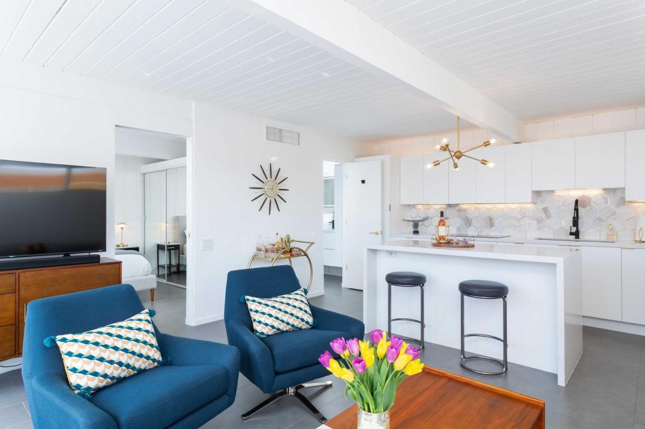 Mid-Century Palm Springs Bungalow With Patio! Eksteriør billede