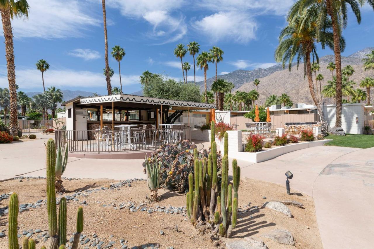 Mid-Century Palm Springs Bungalow With Patio! Eksteriør billede